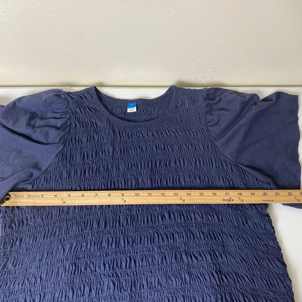 Old Navy Smocked Puff Sleeve Women Top XL Navy Blue Ruffle Hem Cotton Blouse